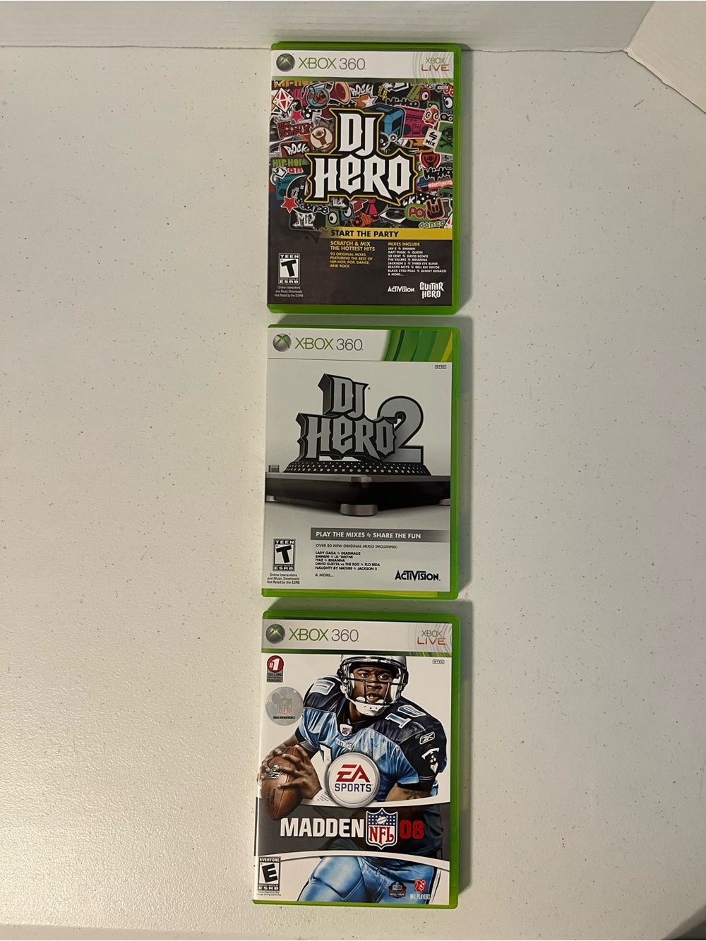 Game Bundle - DJ Hero, DJ Hero 2 & Madden NFL 08 -A